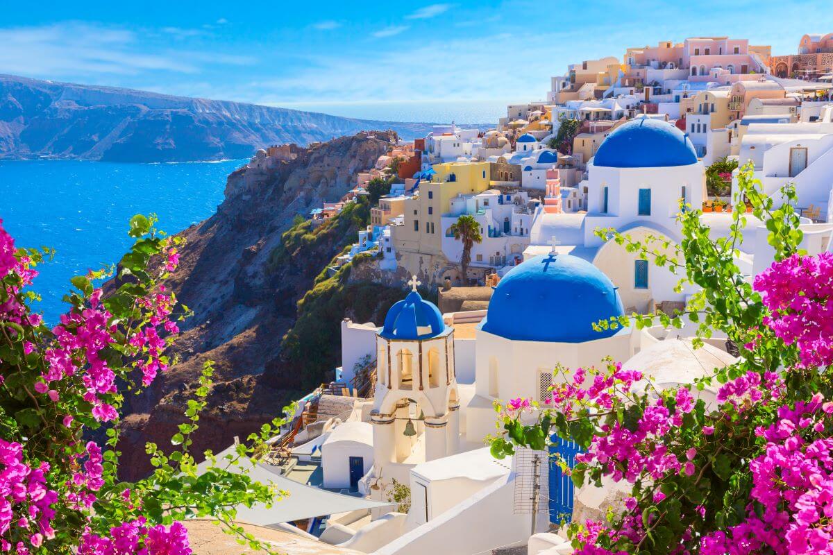 Romantic Holiday Destinations with a Touch of Luxury 2 Santorini greek island