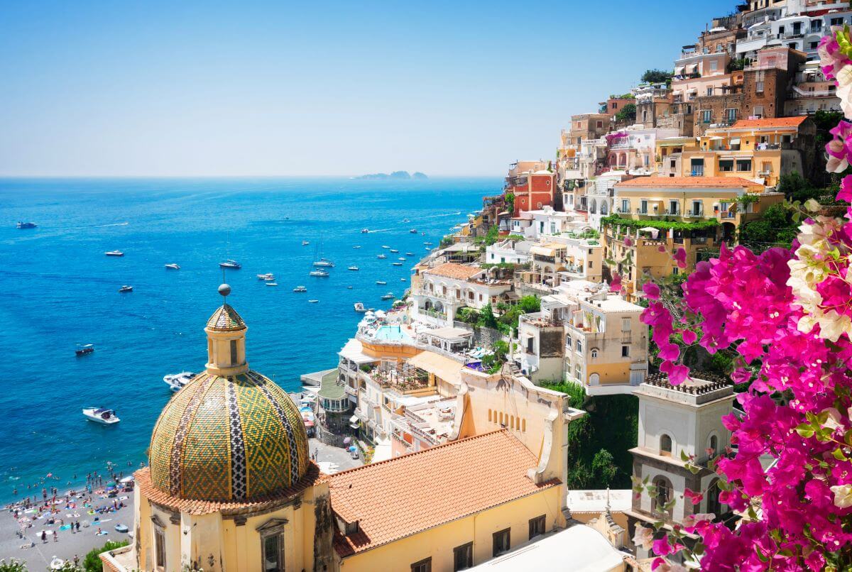 Romantic Holiday Destinations with a Touch of Luxury 4 positano Amalfi Coast