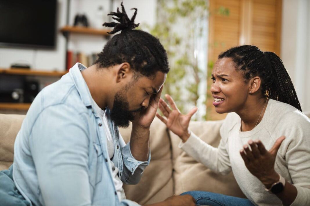 couple arguing and agreeing a DIY divorce